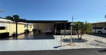 181 Sand DR 181, Naples 34104, FL