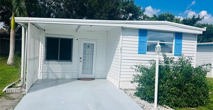 471 Palm DR 310, Naples 34114, FL