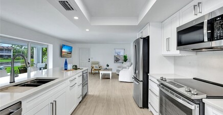 1155 Sandpiper ST A7, Naples 34102, FL