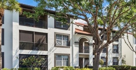 7940 Preserve CIR 914, Naples 34119, FL