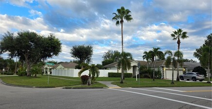 857 Summerfield DR, Naples 34120, FL