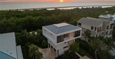 706 Waterside DR, Marco Island 34145, FL