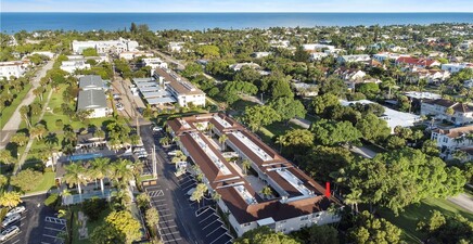 578 Broad AVE S 578, Naples 34102, FL