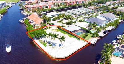 1300 Curlew AVE, Naples 34102, FL