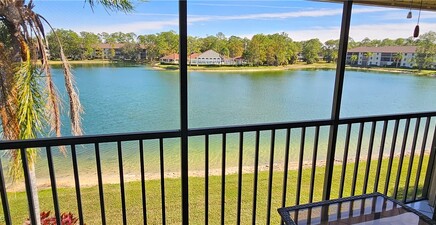 5708 Deauville CIR J301, Naples 34112, FL