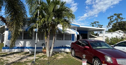 123 Torch LN, North Fort Myers 33917, FL