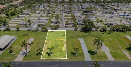 146 Raintree LN, Fort Myers 33908, FL