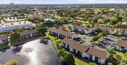 9270 Lake Park DR 201, Fort Myers 33919, FL