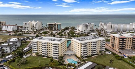 3410 Gulf Shore BLVD N 302, Naples 34103, FL