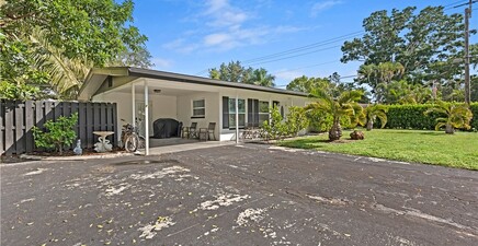 1435 Terra Palma DR, Fort Myers 33901, FL