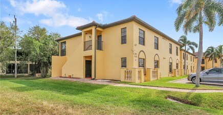 4921 SW 16th PL 201, Cape Coral 33914, FL