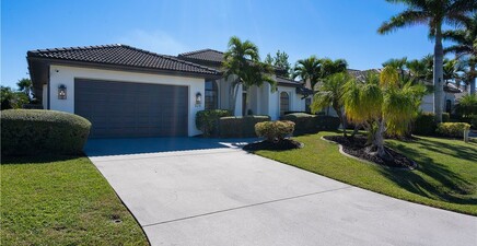 329 Santander CT, Punta Gorda 33950, FL