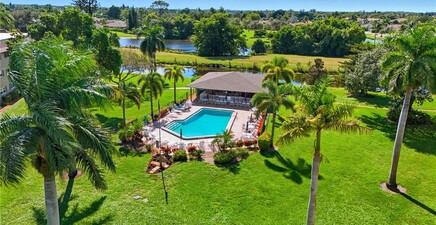 5435 Rattlesnake Hamm RD E-304, Naples 34113, FL