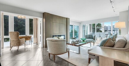 355 Park Shore DR 1-134, Naples 34103, FL