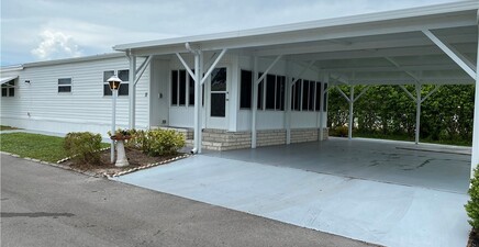 10 Blue Skys DR, Naples 34104, FL