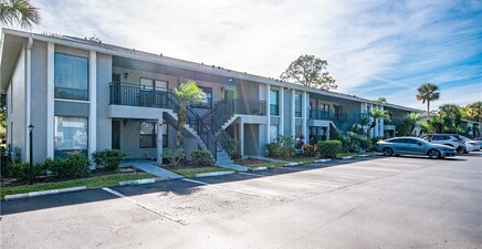1208 Commonwealth CIR J103, Naples 34116, FL
