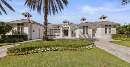 299 Mermaids Bight, Naples 34103, FL