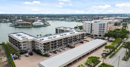 3200 Gulf Shore BLVD N 407, Naples 34103, FL