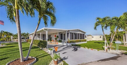 4700 Gulfgate LN S, St James City 33956, FL