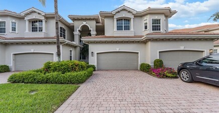 7128 Lemuria CIR 702, Naples 34109, FL