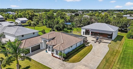 18741 CROSSWIND AVE, North Fort Myers 33917-7130, FL