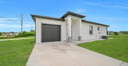 4833-4835 Leonard BLVD S, Lehigh Acres 33973, FL