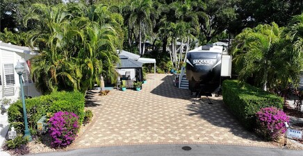 5651 Maplewood CT, Fort Myers 33905, FL