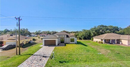 123 Grant BLVD, Lehigh Acres 33974, FL