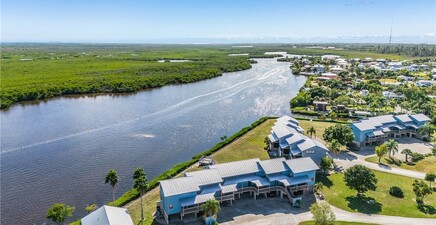 5371 Blue Crab CIR 2, Bokeelia 33922, FL
