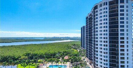 1060 Borghese LN 701, Naples 34114, FL