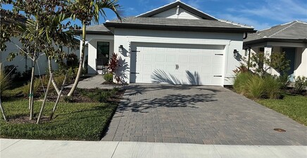 24840 Marina Del Ray DR, Bonita Springs 34135, FL