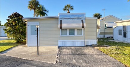 14 Pearl DR 14P, Naples 34114, FL