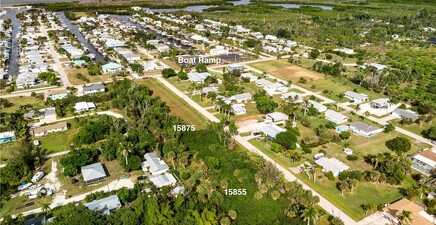 15855 Bellflower ST, Bokeelia 33922, FL