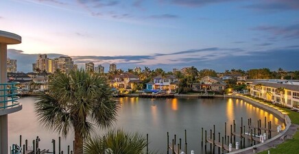 305 Park Shore DR 2-241, Naples 34103, FL