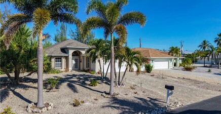 3472 Manatee DR, St James City 33956, FL