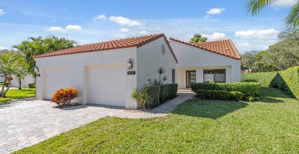 909 Reef Point CIR, Naples 34108, FL
