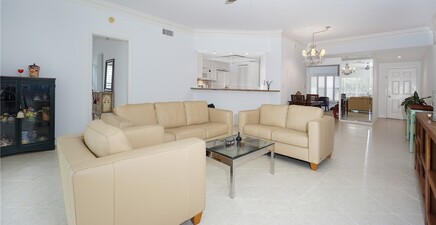 5895 Chanteclair DR 118, Naples 34108, FL