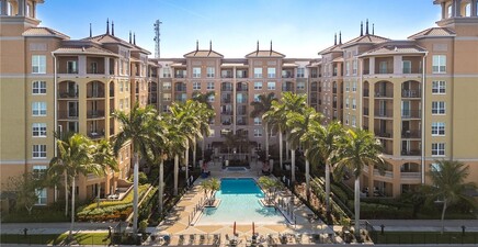 2825 Palm Beach BLVD 513, Fort Myers 33916, FL