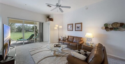 640 Lalique CIR 407, Naples 34119, FL