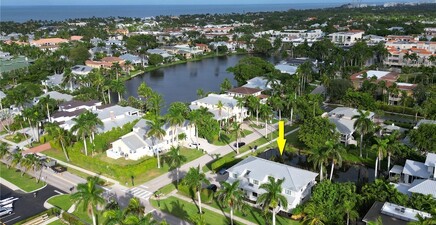 605 8th AVE S 605, Naples 34102, FL