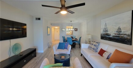 4198 27th CT SW 106, Naples 34116, FL