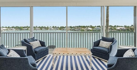 2750 Gulf Shore BLVD N 204, Naples 34103, FL