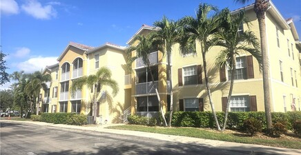 4122 Residence DR 108, Fort Myers 33901, FL