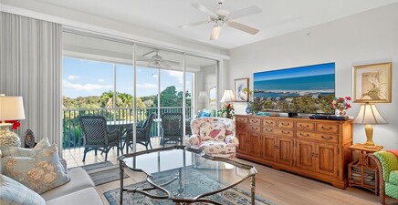 7687 Pebble Creek CIR 303, Naples 34108, FL