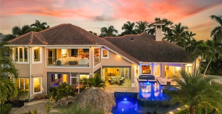 5764 Staysail CT, Cape Coral 33914, FL