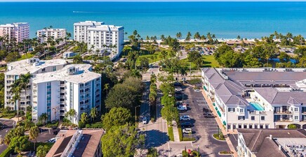 218 Banyan BLVD 218, Naples 34102, FL