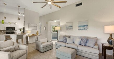 559 Beachwalk CIR U202, Naples 34108, FL