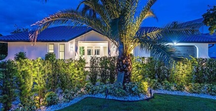 4856 Crayton RD, Naples 34103, FL