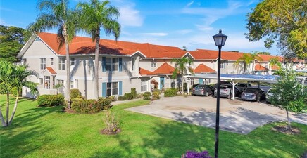 5070 Cedar Springs DR 203, Naples 34110, FL