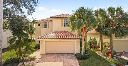 2524 Keystone Lake DR, Cape Coral 33909, FL